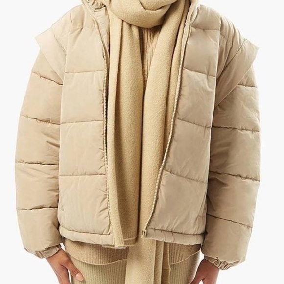 Price is firm. WeWoreWhat Snap Off Sleeve Puffer Jacket In Oat. - Picture 9 of 9